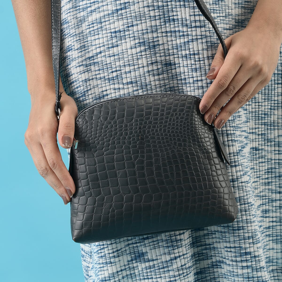 Gray Croco Embossed Genuine Leather Crossbody Sling Bag image number 2