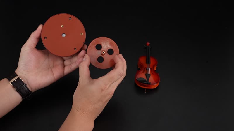Brown Rotating Violin Shape Music Box (3.74"x3.74"x8.27")