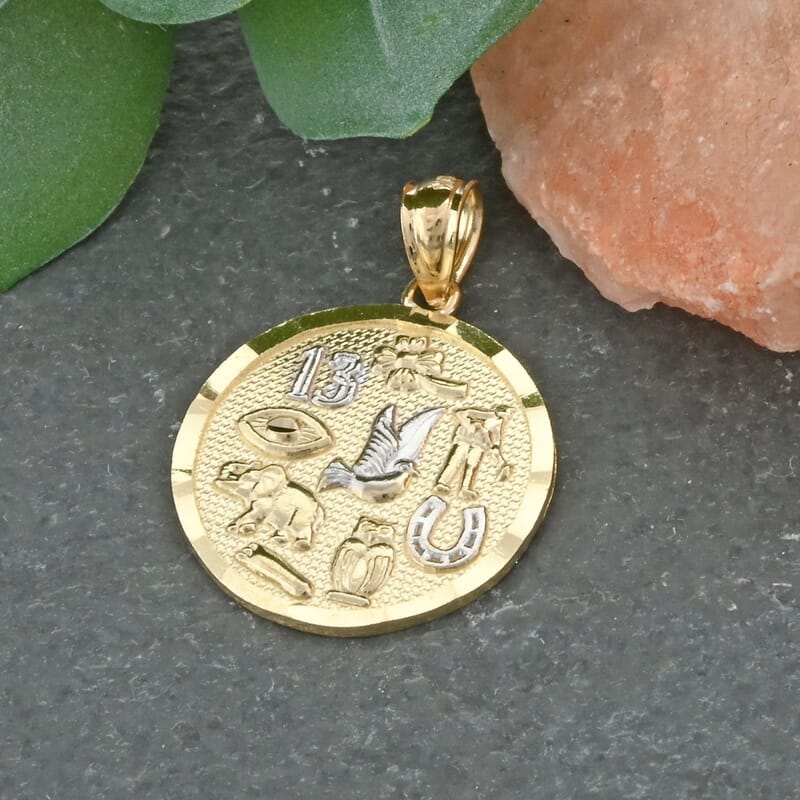 Made in America 10K Yellow and White Gold Round Lucky Charm Pendant 1.4 Grams