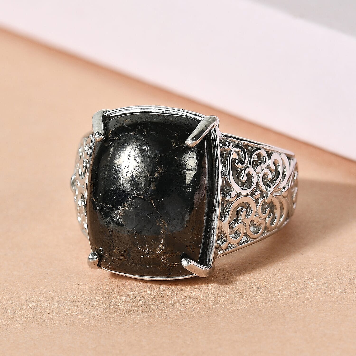 Matrix Silver Shungite Solitaire Ring in Platinum Over Copper With Magnet (Size 10.0) 7.80 ctw