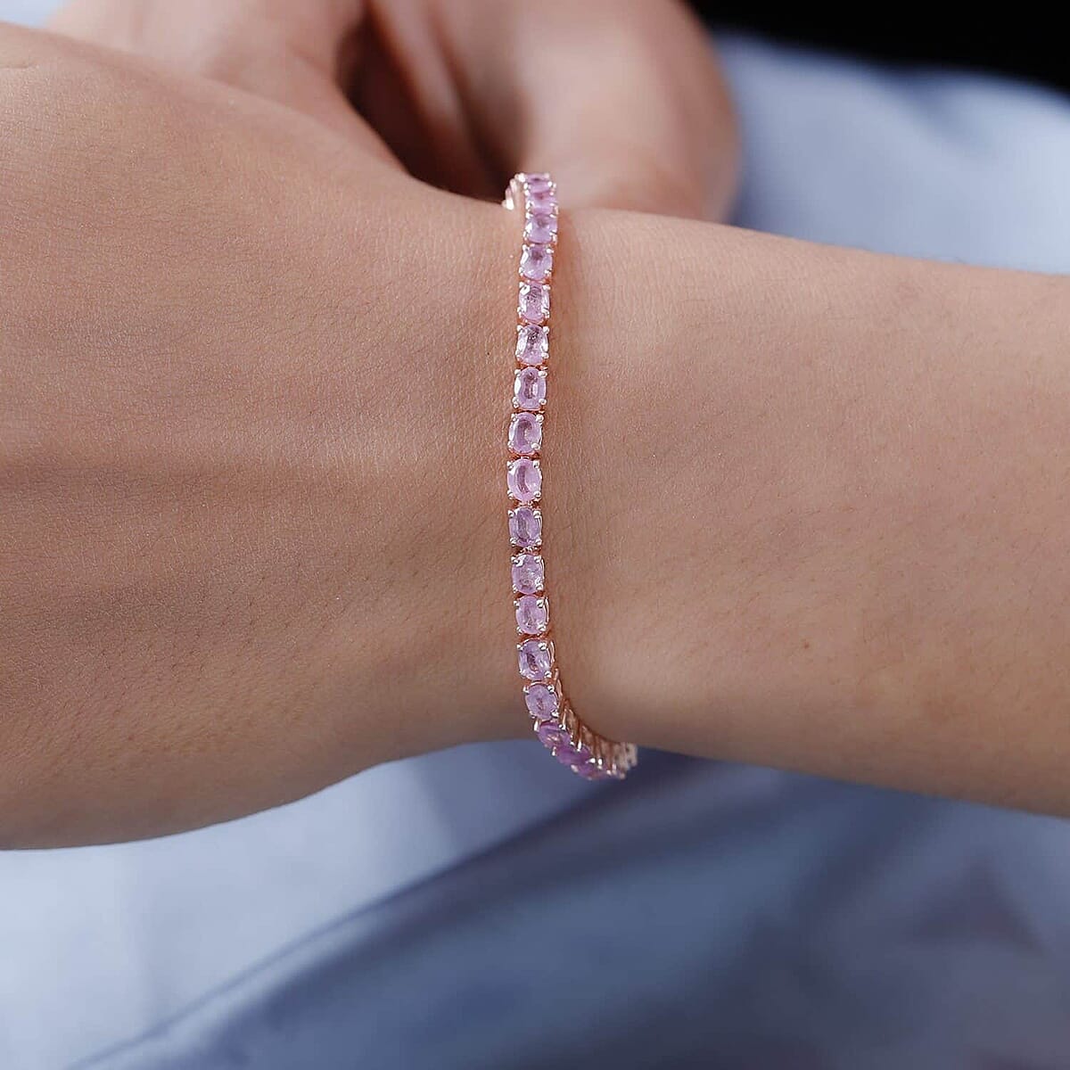 Ilakaka Hot Pink Sapphire (FF) Tennis Bracelet in Vermeil Rose Gold Over Sterling Silver (8.00 In) 10.75 ctw image number 2