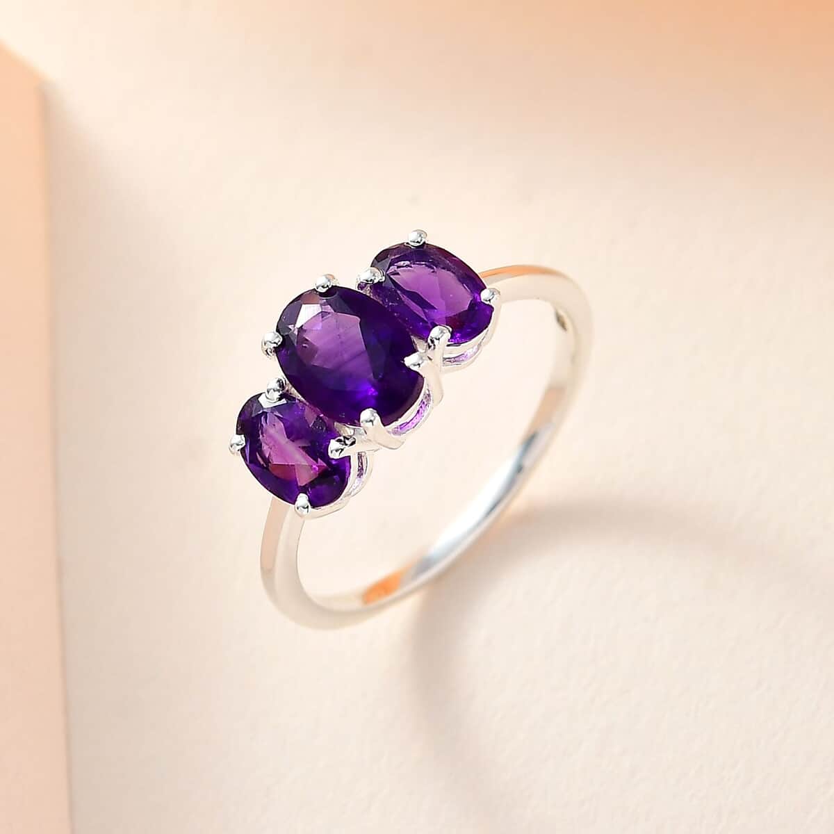Doorbuster African Amethyst 3 Stone Ring in Sterling Silver (Size 10.0) 1.50 ctw image number 1
