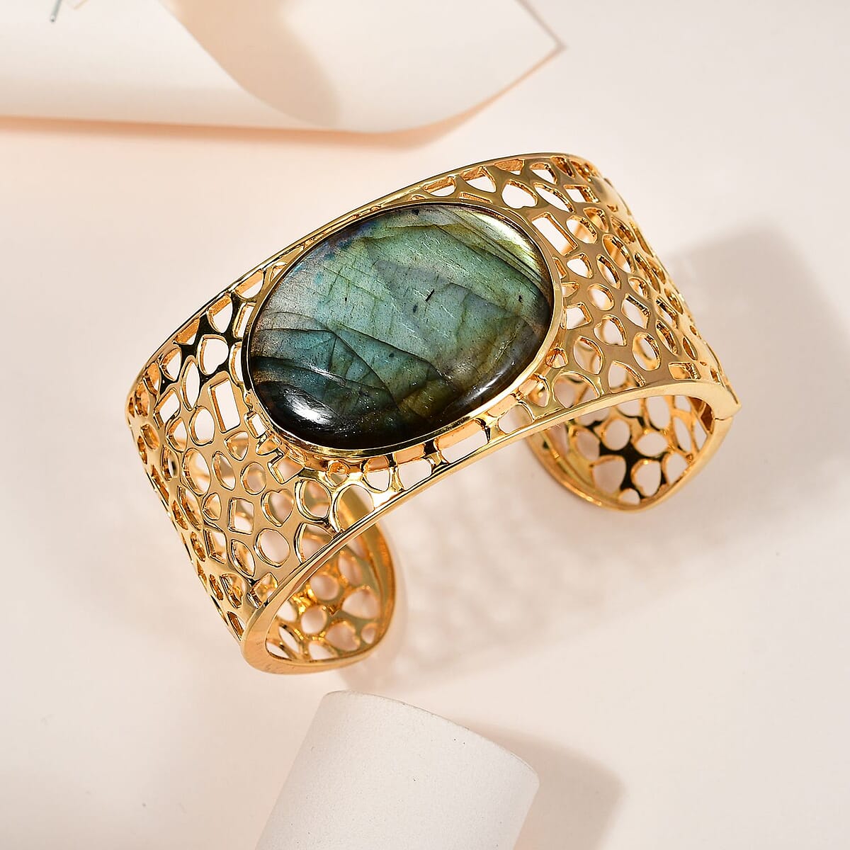 Karis Malagasy Labradorite 70.85 ctw Cuff Bracelet in 18K YG Plated (7.25 In) image number 1
