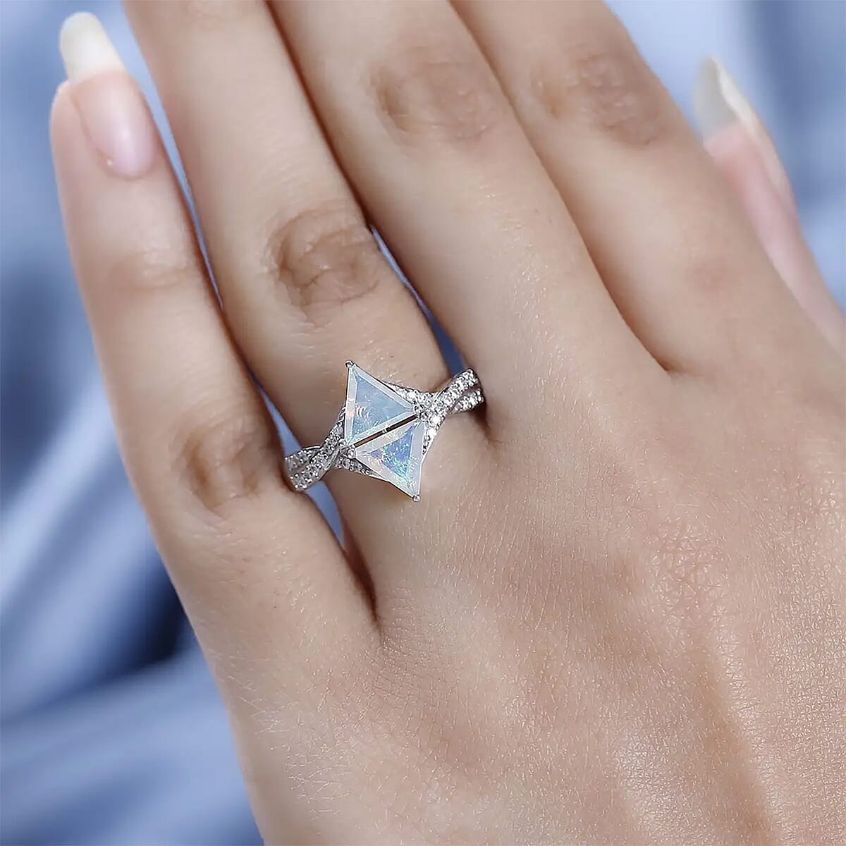 Premium Ethiopian Welo Opal and Moissanite Ring in Platinum Over Sterling Silver (Size 6.0) 1.40 ctw image number 7