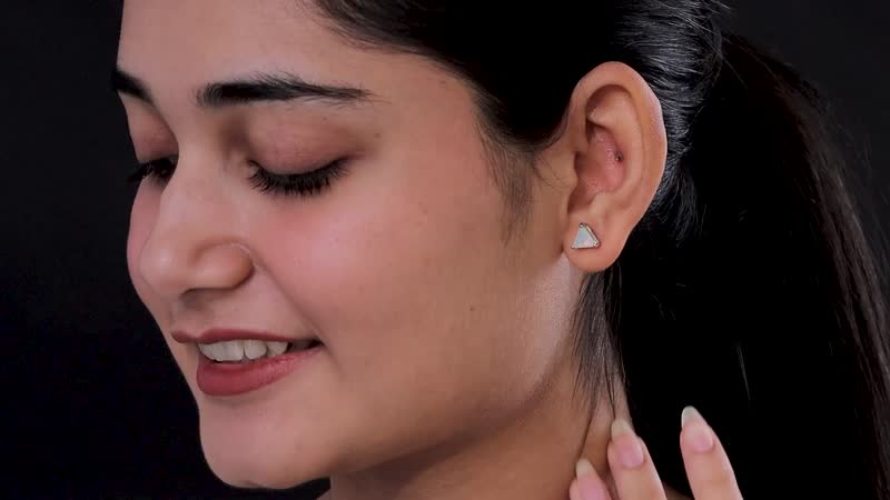 Premium Ethiopian Welo Opal Solitaire Stud Earrings in Platinum Over Sterling Silver 1.20 ctw