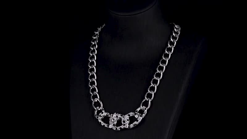 Black and White Austrian Crystal and Enameled Cuban Link Chain Necklace (20-22 Inches) in Silvertone