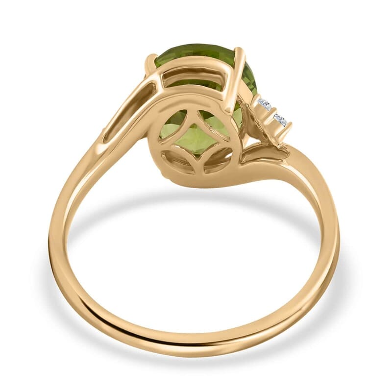Certified & Appraised Luxoro 10K Yellow Gold AAA Peridot and I1 Diamond Ring (Size 10.0) 4.10 ctw