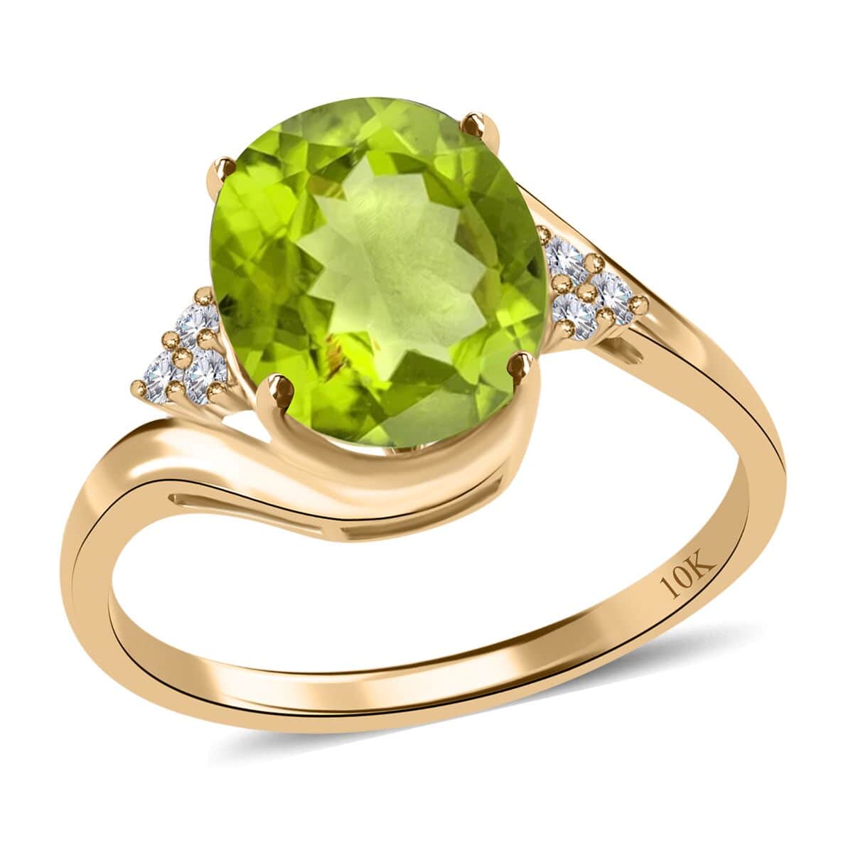 Luxoro 10K Yellow Gold AAA Peridot and I1 Diamond Ring (Size 8.0) 4.10 ctw image number 0