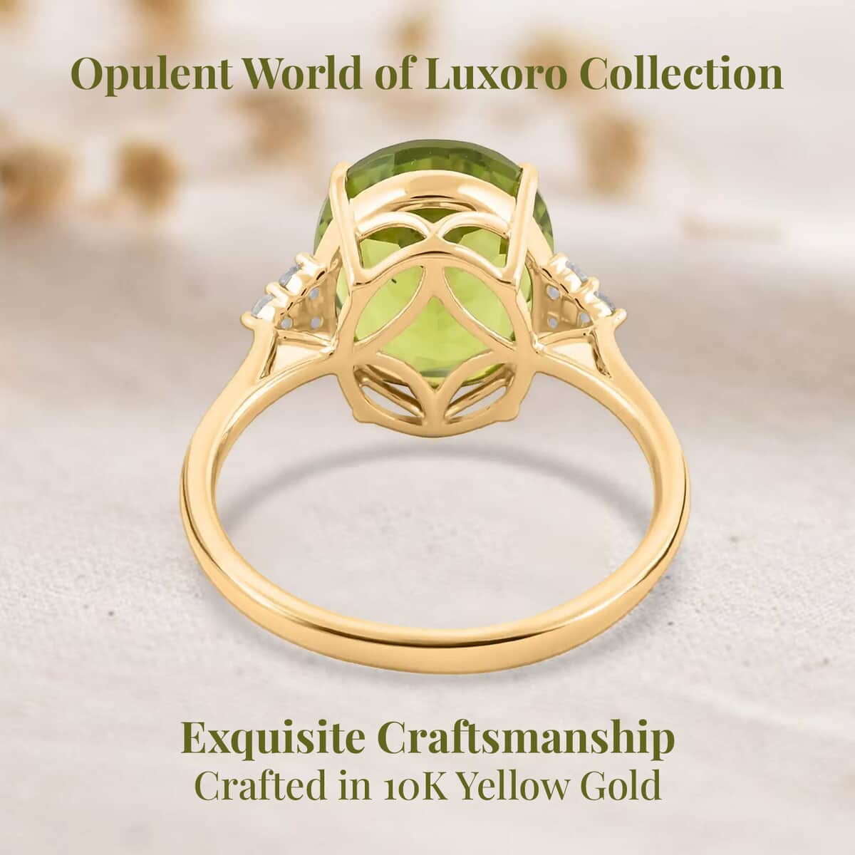 Certified & Appraised Luxoro AAA Peridot and G-H SI Diamond 5.05 ctw Ring in 10K Yellow Gold (Size 6.0) image number 3