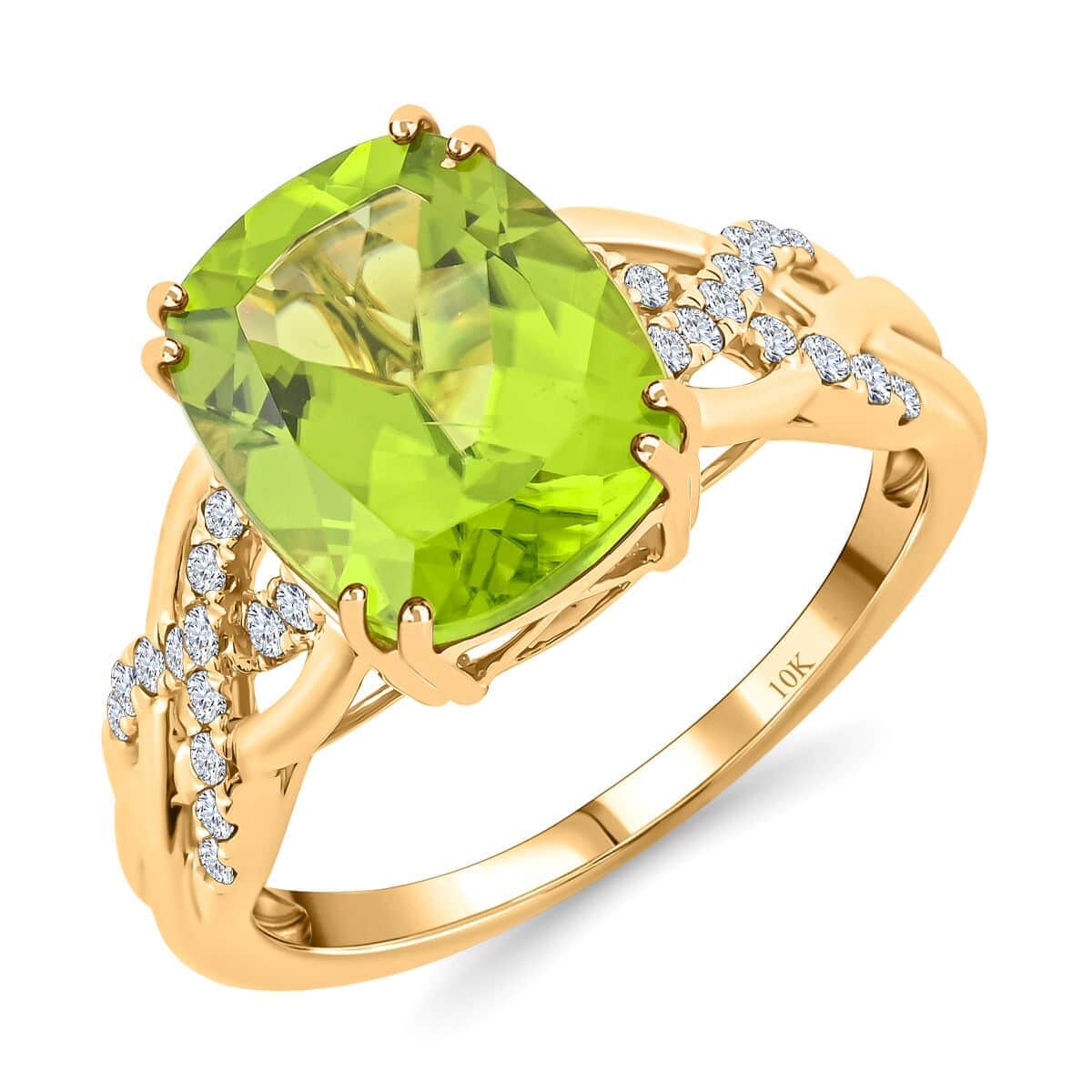 Certified and Appraised Luxoro 10K Yellow Gold AAA Peridot and G-H SI Diamond Ring (Size 10.0) 4.50 ctw image number 0