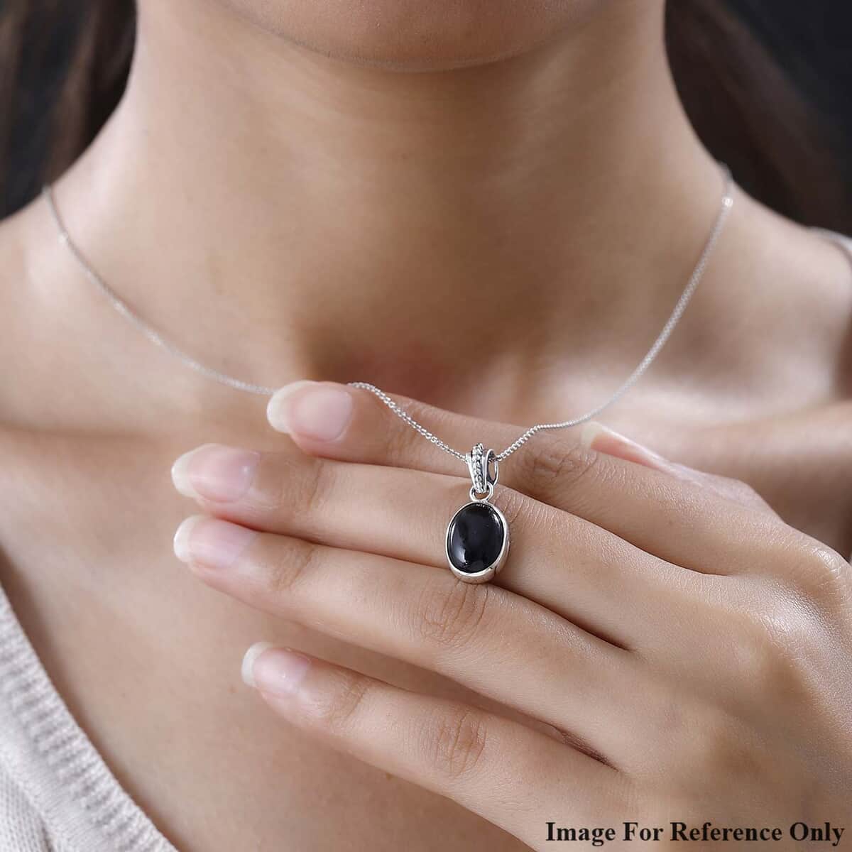 Mexican Velvet Obsidian 5.50 ctw Solitaire Pendant in Sterling Silver  image number 4