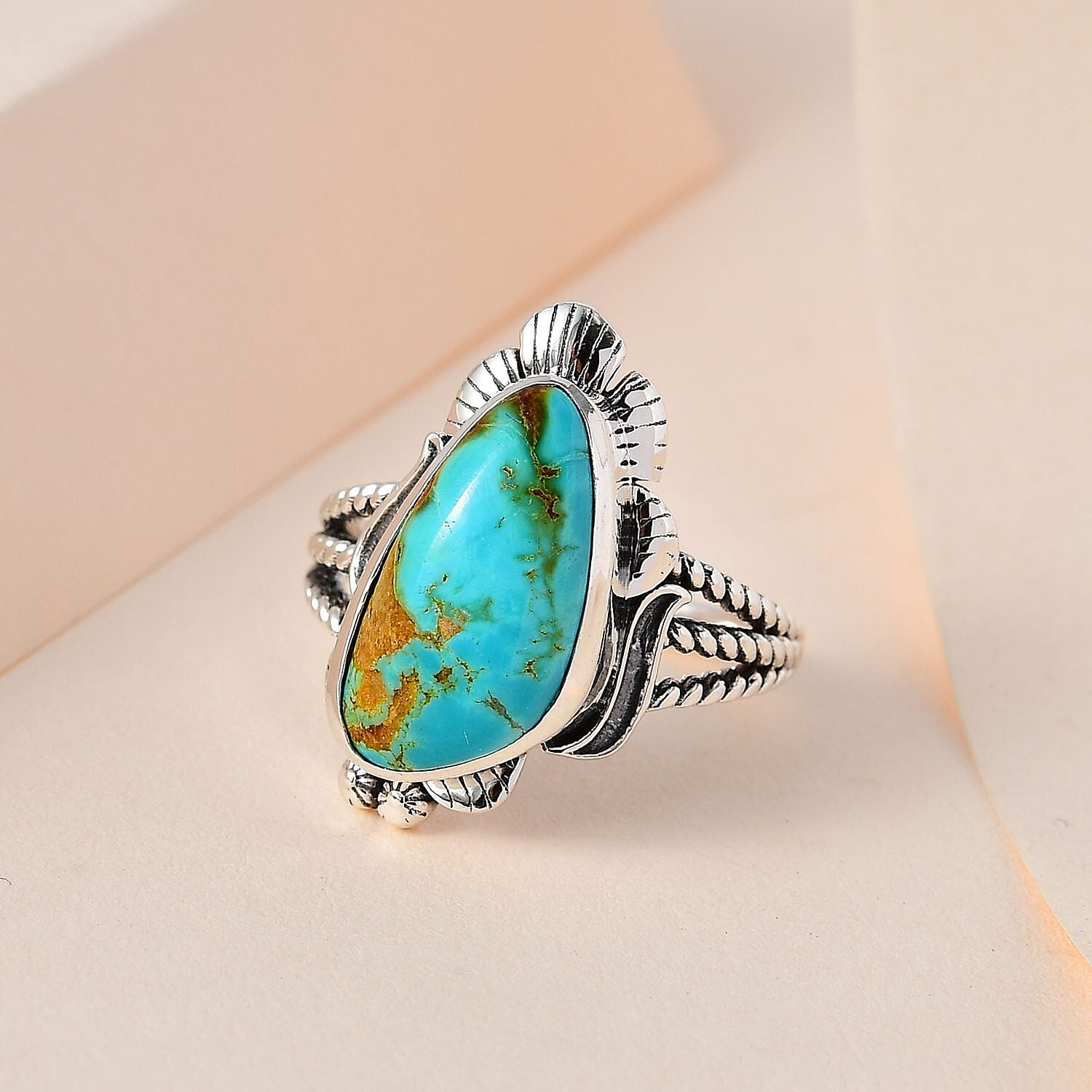 Artisan Crafted Royston Turquoise Solitaire Ring in Sterling Silver (Size 10.0) 8.65 ctw