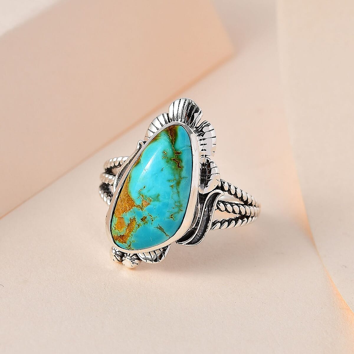 Artisan Crafted Royston Turquoise Solitaire Ring in Sterling Silver (Size 6.0) 8.65 ctw image number 1