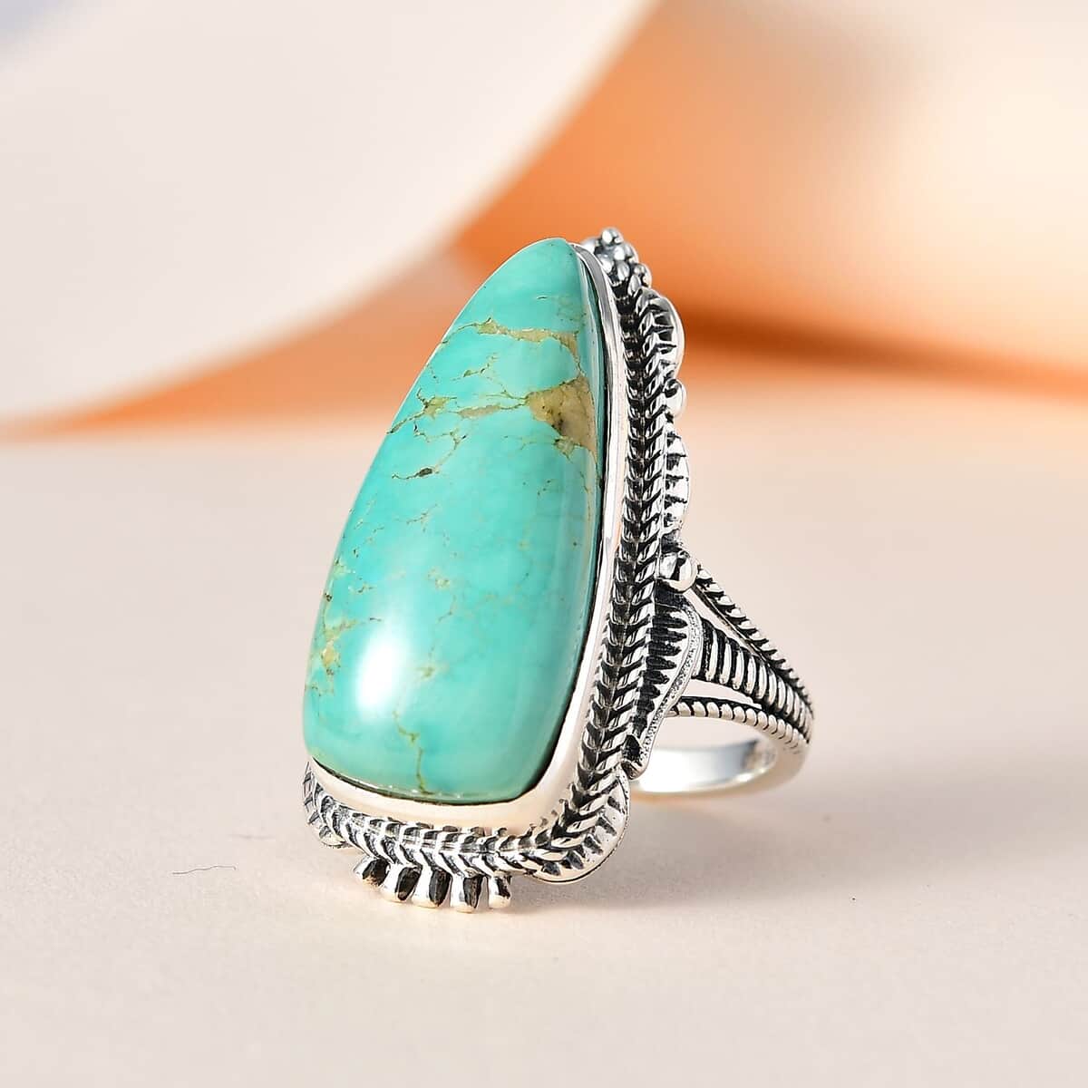 Artisan Crafted Royston Turquoise Solitaire Ring in Sterling Silver (Size 10.0) 9.25 ctw image number 1