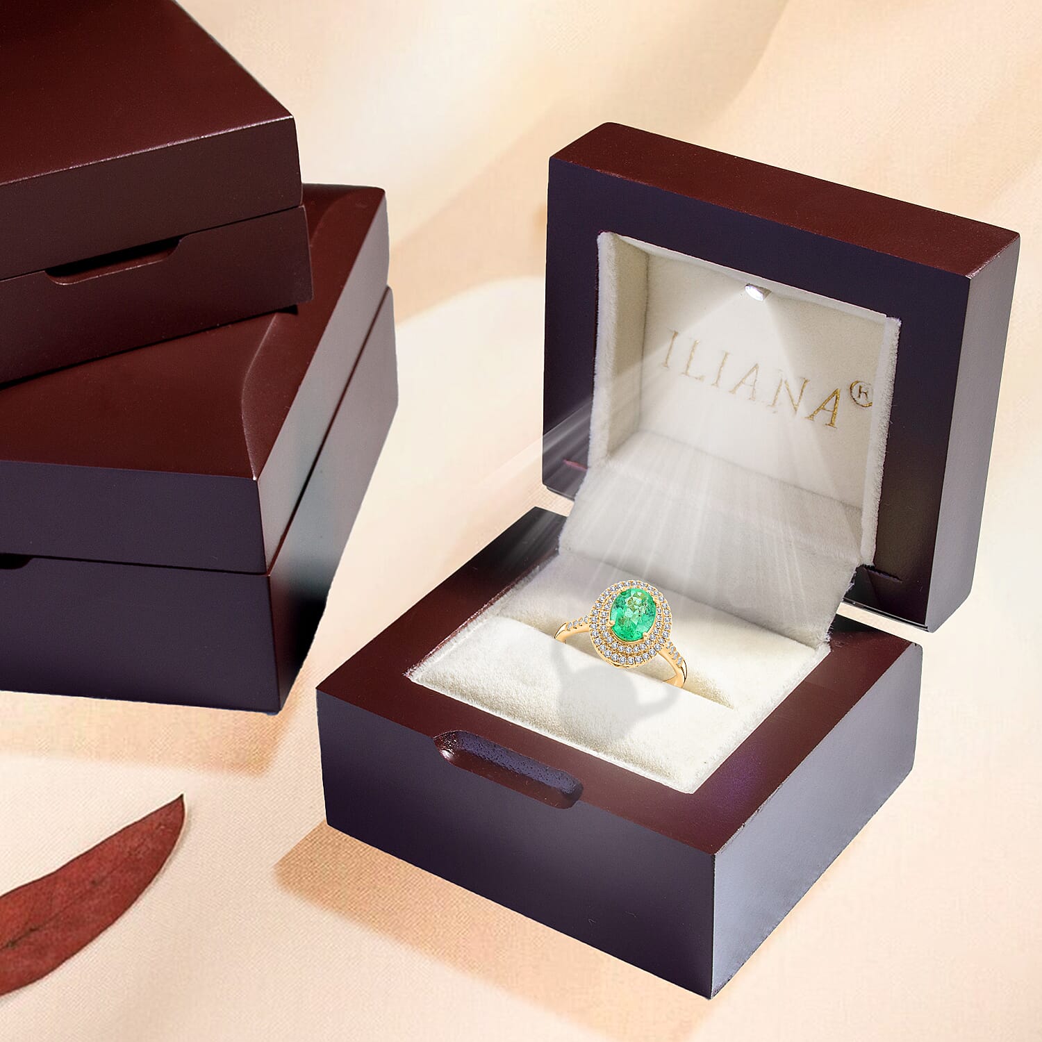 ILIANA 18K Yellow Gold AAA Kagem Zambian Emerald and G-H SI Diamond Halo Ring 4.39 Grams 1.50 ctw