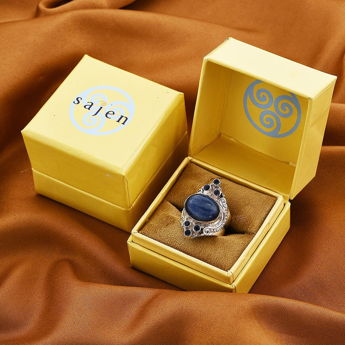 Sajen Silver Himalayan Kyanite and Catalina Iolite Ring in Sterling Silver (Size 8.0) 12.65 ctw image number 1