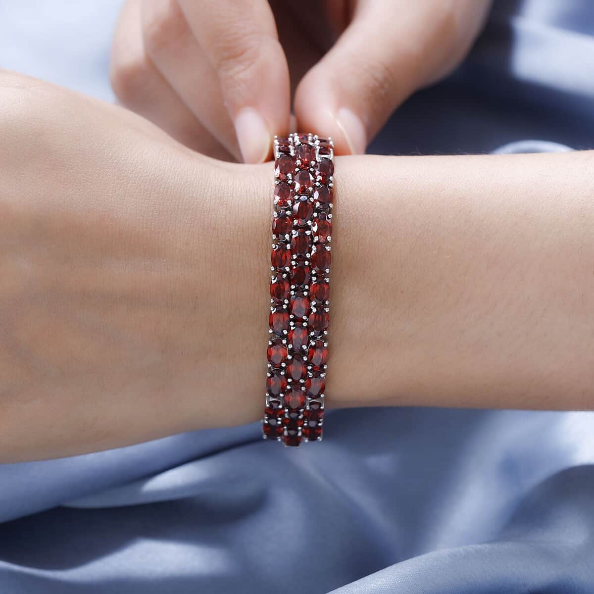 Mozambique Garnet Adjustable Bracelet in Platinum Over Sterling Silver (6.50-8.0In) 31.60 ctw image number 2