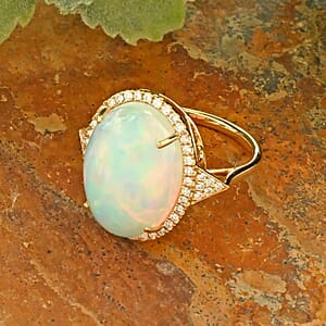 Certified & Appraised Iliana AAA Ethiopian Welo Opal and G-H SI Diamond 10.30 ctw Ring in 18K Yellow Gold (Size 8.0) 5 Grams