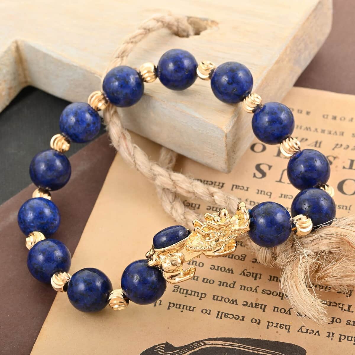 Pixiu Feng Shui Lapis Lazuli 9-10mm 89.95 ctw Beaded Bracelet in Goldtone (6.50-7.00In) image number 1