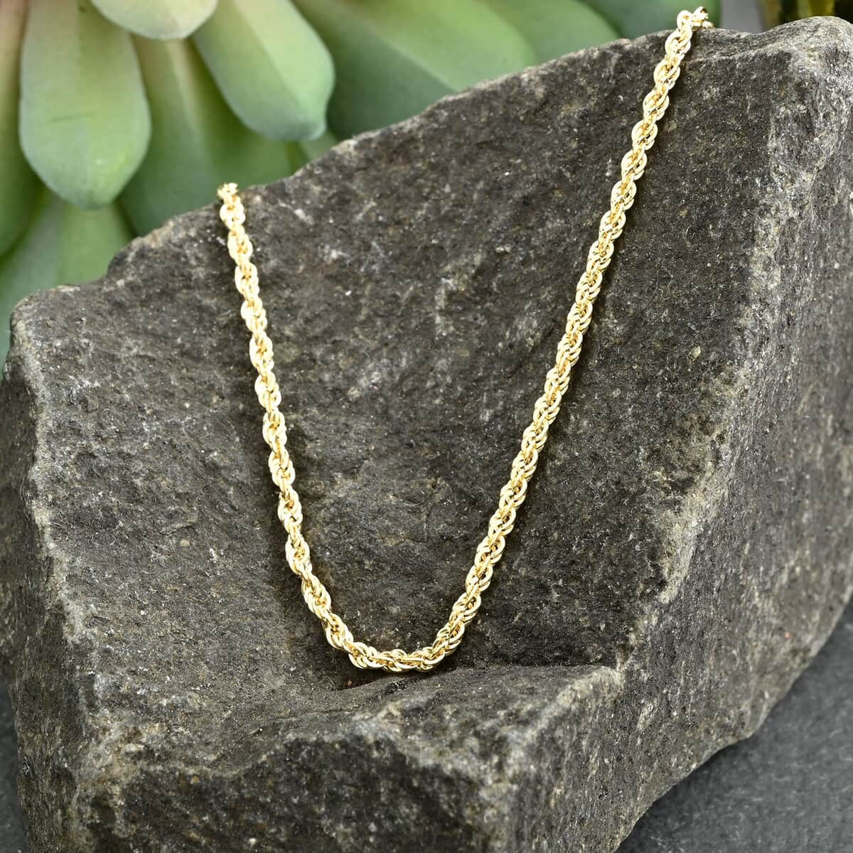 14K Yellow Gold 1.5mm Rope Chain Necklace 20 Inches 1.50 Grams image number 1