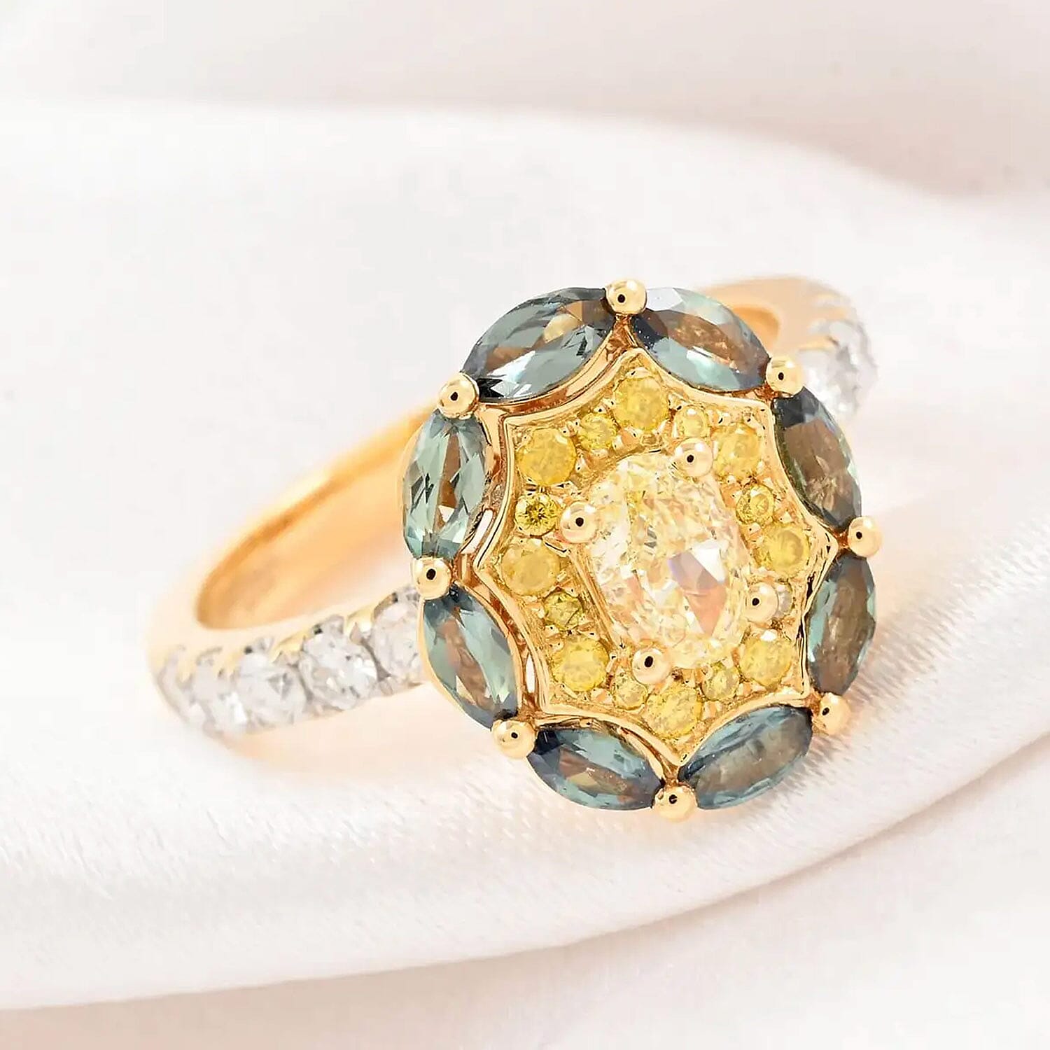 Ankur Treasure Chest Modani 18K Yellow Gold Natural Yellow and White Diamond, Narsipatnam Alexandrite Ring (Size 10.0) 5.15 Grams 1.40 ctw