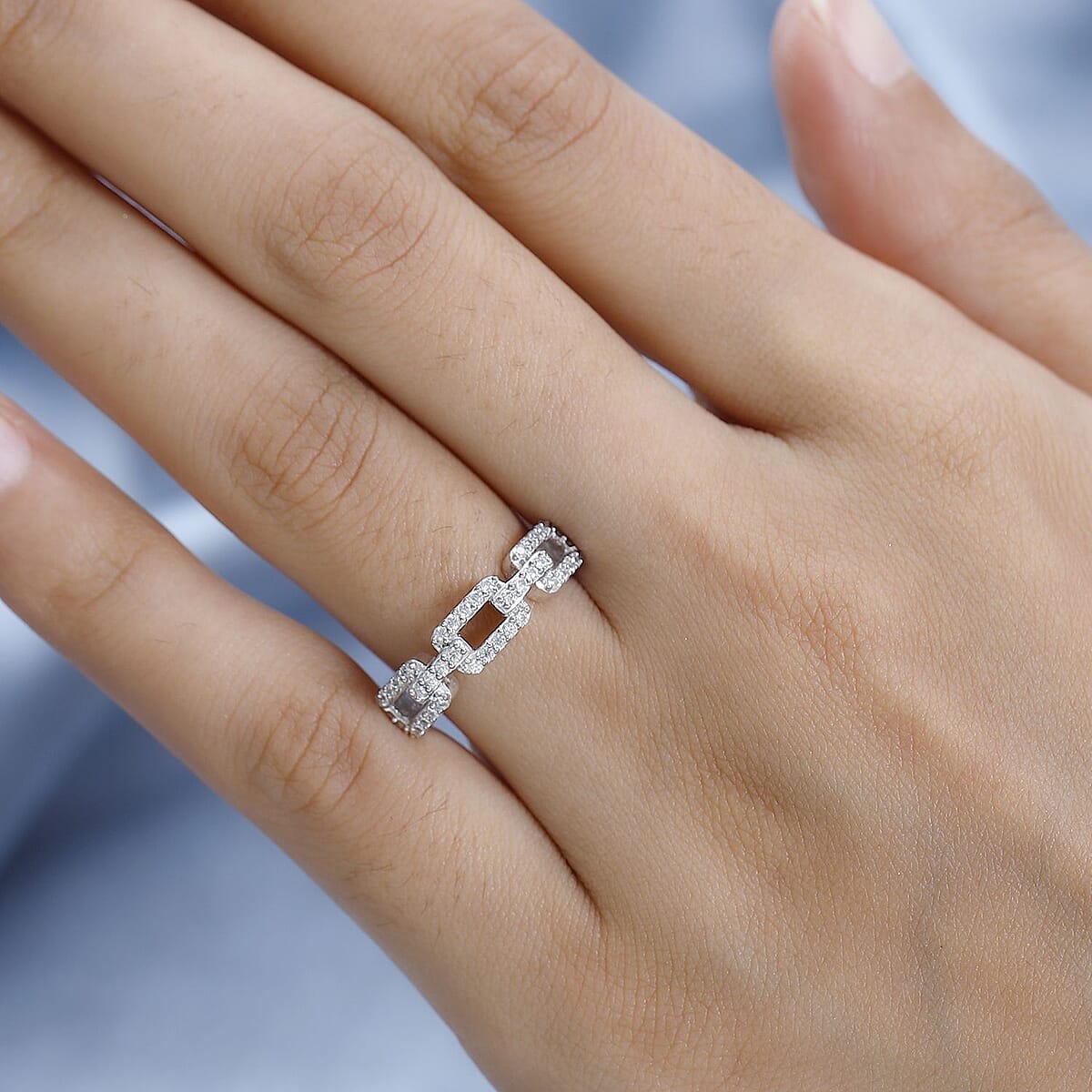 Moissanite Paperclip Link Band Ring in Platinum Over Sterling Silver (Size 8.0) 0.25 ctw image number 2