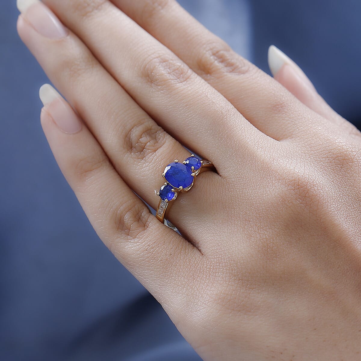 Tanzanian Blue Spinel (DF) and Moissanite Ring in Vermeil Yellow Gold Over Sterling Silver (Size 5.0) 2.35 ctw image number 2