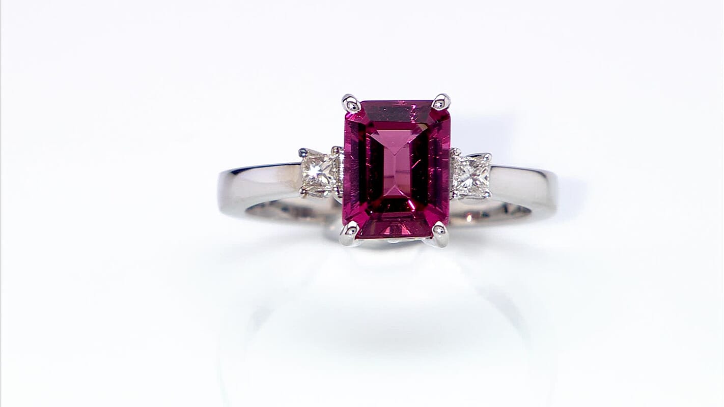 Rhapsody 950 Platinum AAAA Ouro Fino Rubellite and E-F VS White Diamond Ring (Size 6.0) 2.25 ctw