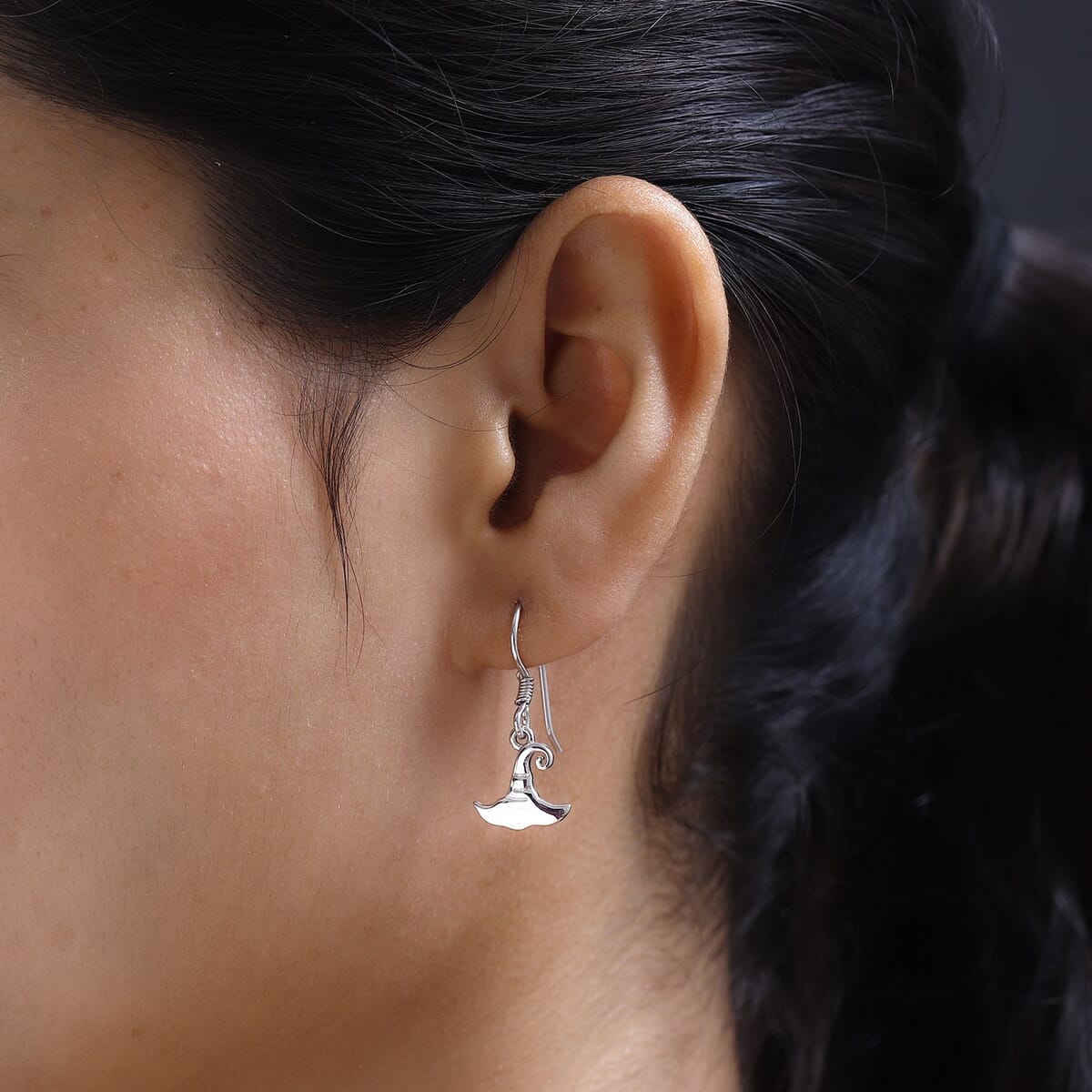 Platinum Over Sterling Silver Witches Hat Earrings (2.85 g) image number 2