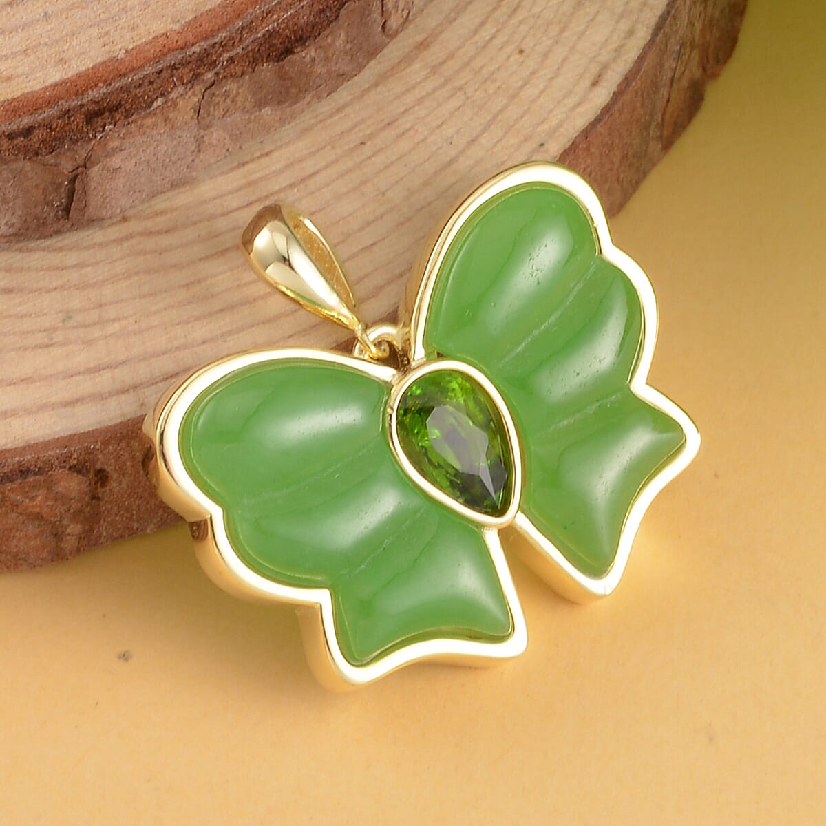 Green Jade (D) and Chrome Diopside Butterfly Pendant in Vermeil Yellow Gold Over Sterling Silver 8.40 ctw image number 1