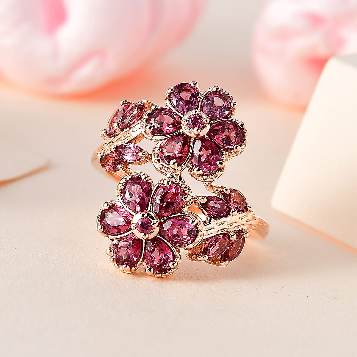 Tanzanian Rhodolite Garnet Floral Bypass Ring in Vermeil Rose Gold Over Sterling Silver 3.15 ctw image number 1