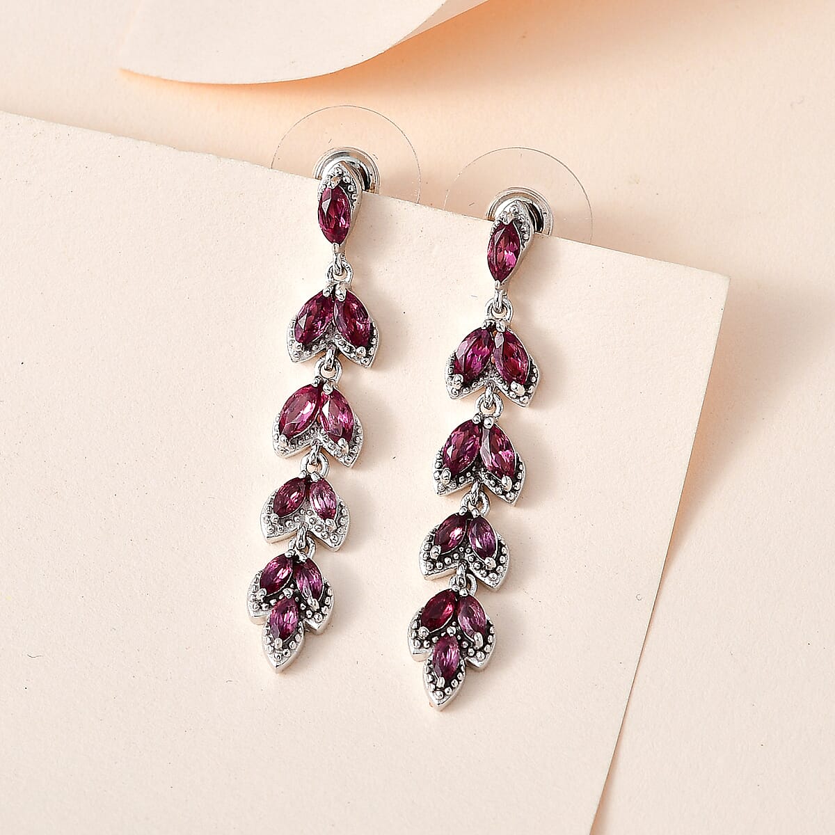 Tanzanian Rhodolite Garnet Dangling Earrings in Platinum Over Sterling Silver 2.75 ctw image number 1