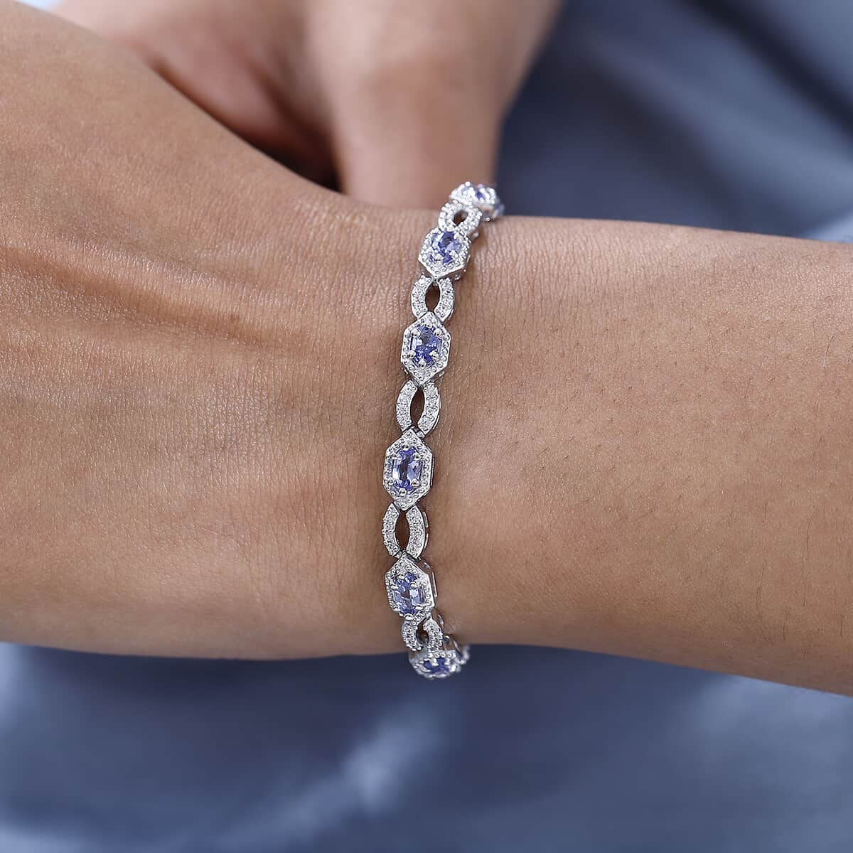Tanzanite and White Zircon Link Bracelet in Platinum Over Sterling Silver (7.25 In) 3.20 ctw image number 2