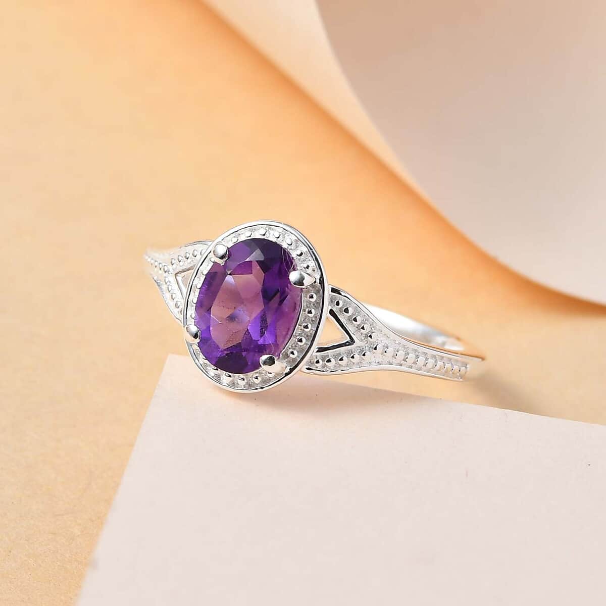 Amethyst Solitaire Ring in Sterling Silver (Size 10.0) 1.15 ctw image number 1