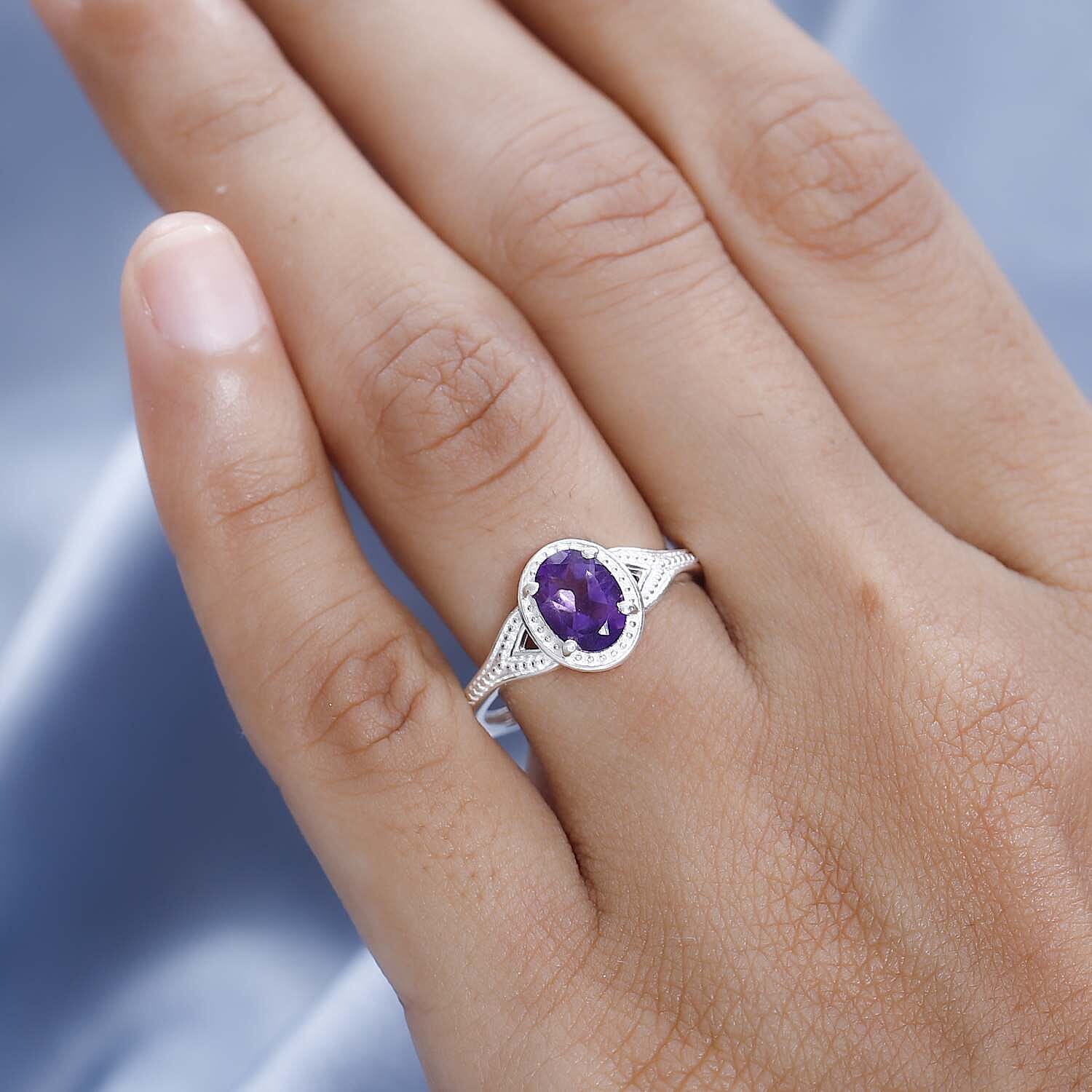 Amethyst Solitaire Ring in Sterling Silver (Size 10.0) 1.15 ctw
