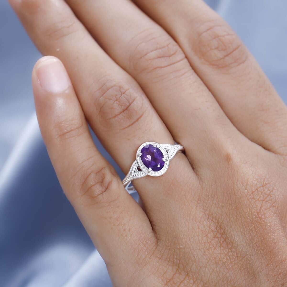 Amethyst Solitaire Ring in Sterling Silver (Size 10.0) 1.15 ctw image number 2