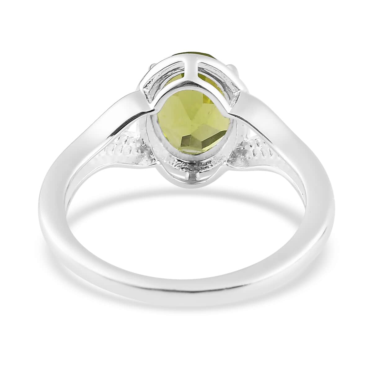 Peridot Solitaire Ring in Sterling Silver (Size 9.0) 1.25 ctw image number 4