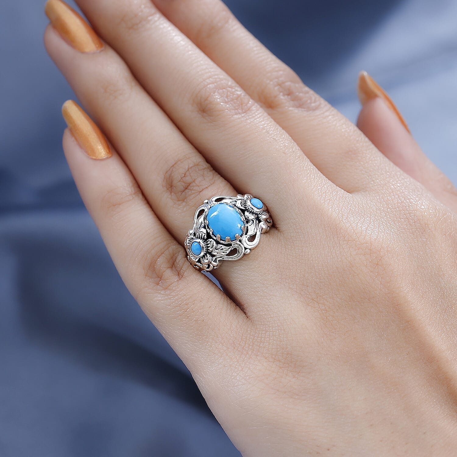 Artisan Crafted Premium Sleeping Beauty Turquoise Floral Ring in Sterling Silver (Size 10.0) 1.75 ctw