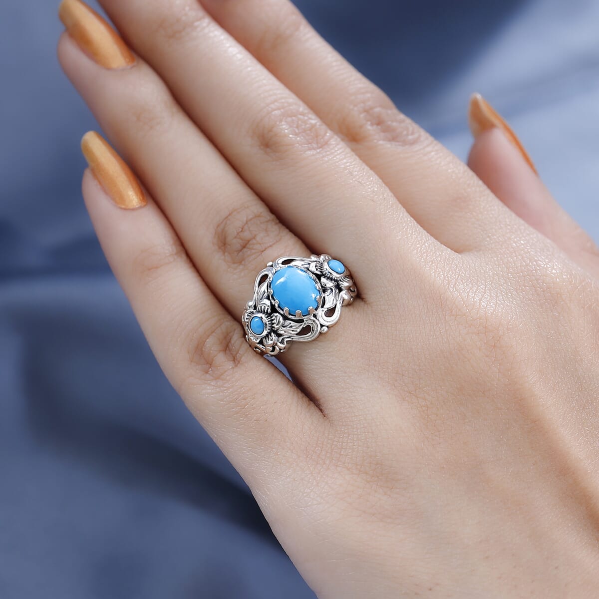Artisan Crafted Premium Sleeping Beauty Turquoise Floral Ring in Sterling Silver (Size 10.0) (Del. in 3-5 Days) 1.75 ctw image number 2