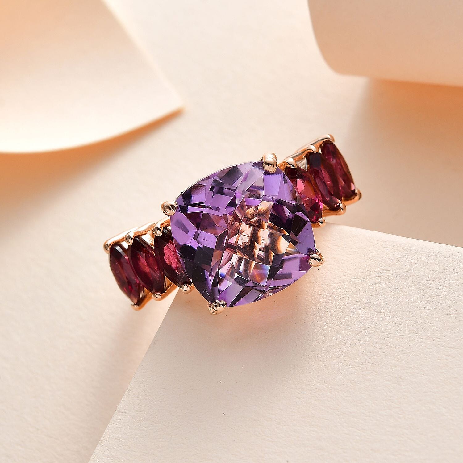Rose De France Amethyst and Orissa Rhodolite Garnet Ring in Vermeil Rose Gold Over Sterling Silver (Size 10.0) 8.00 ctw