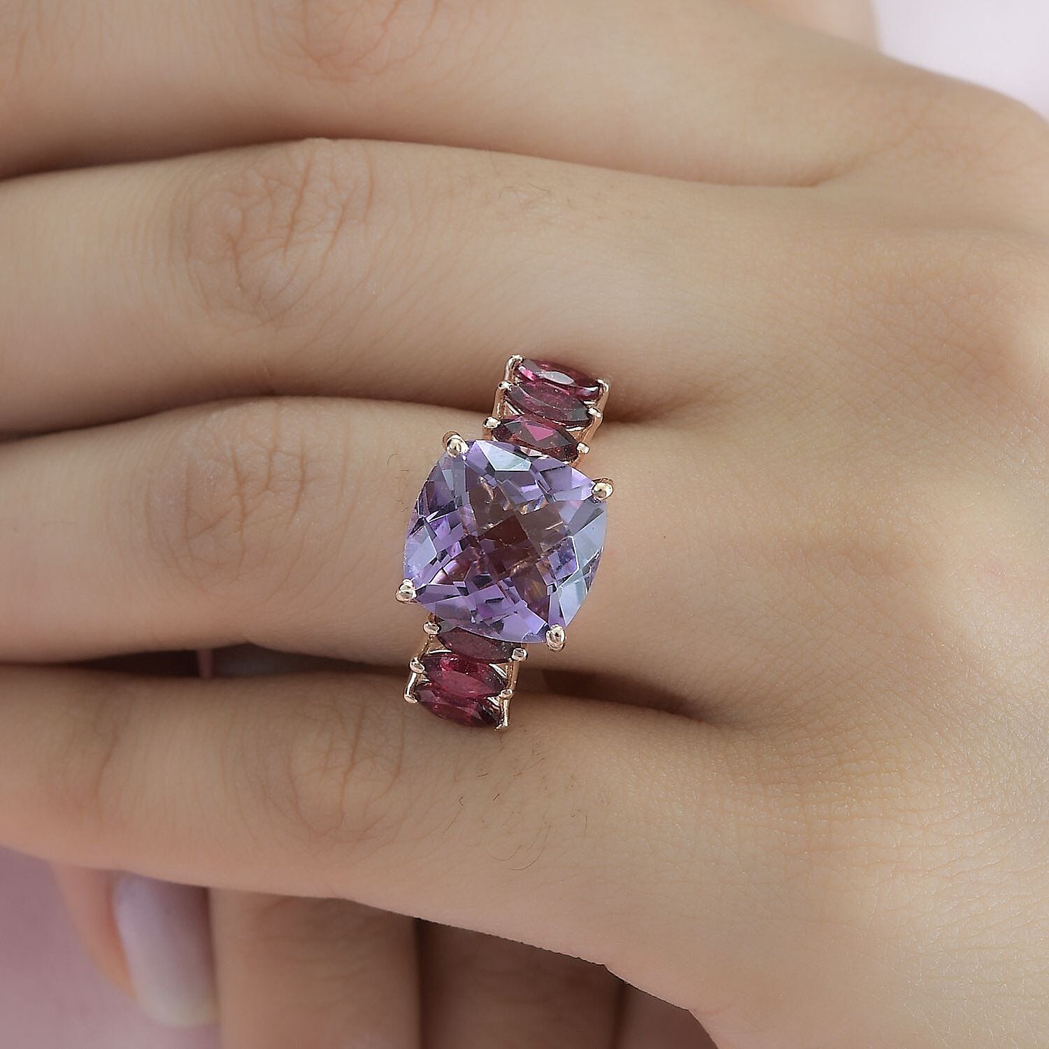 Rose De France Amethyst and Orissa Rhodolite Garnet Ring in Vermeil Rose Gold Over Sterling Silver (Size 6.0) 8.00 ctw