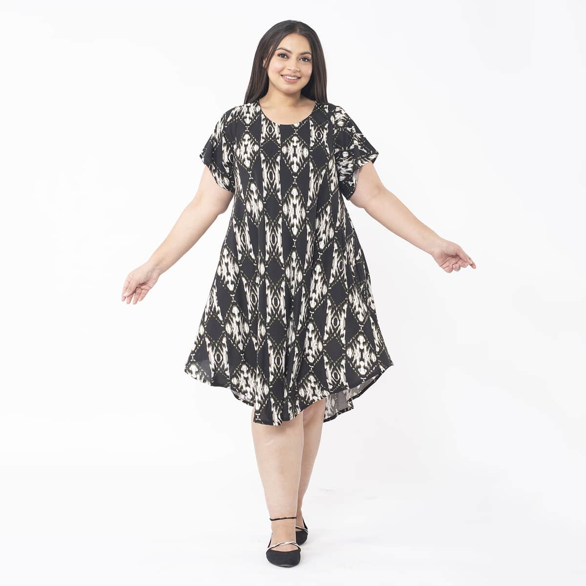 Tamsy Black Ikat Printed Breathable Loose Fit 100% Rayon Dress with Short Sleeve And Asymmetrical Hemline - One Size Missy image number 3