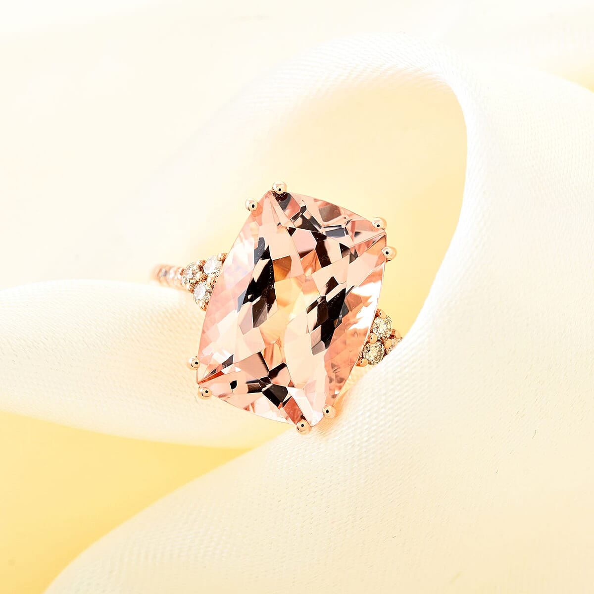 Certified & Appraised Luxoro 14K Rose Gold AAA Marropino Morganite and I2 Diamond Ring (Size 8.0) 6.70 ctw image number 1