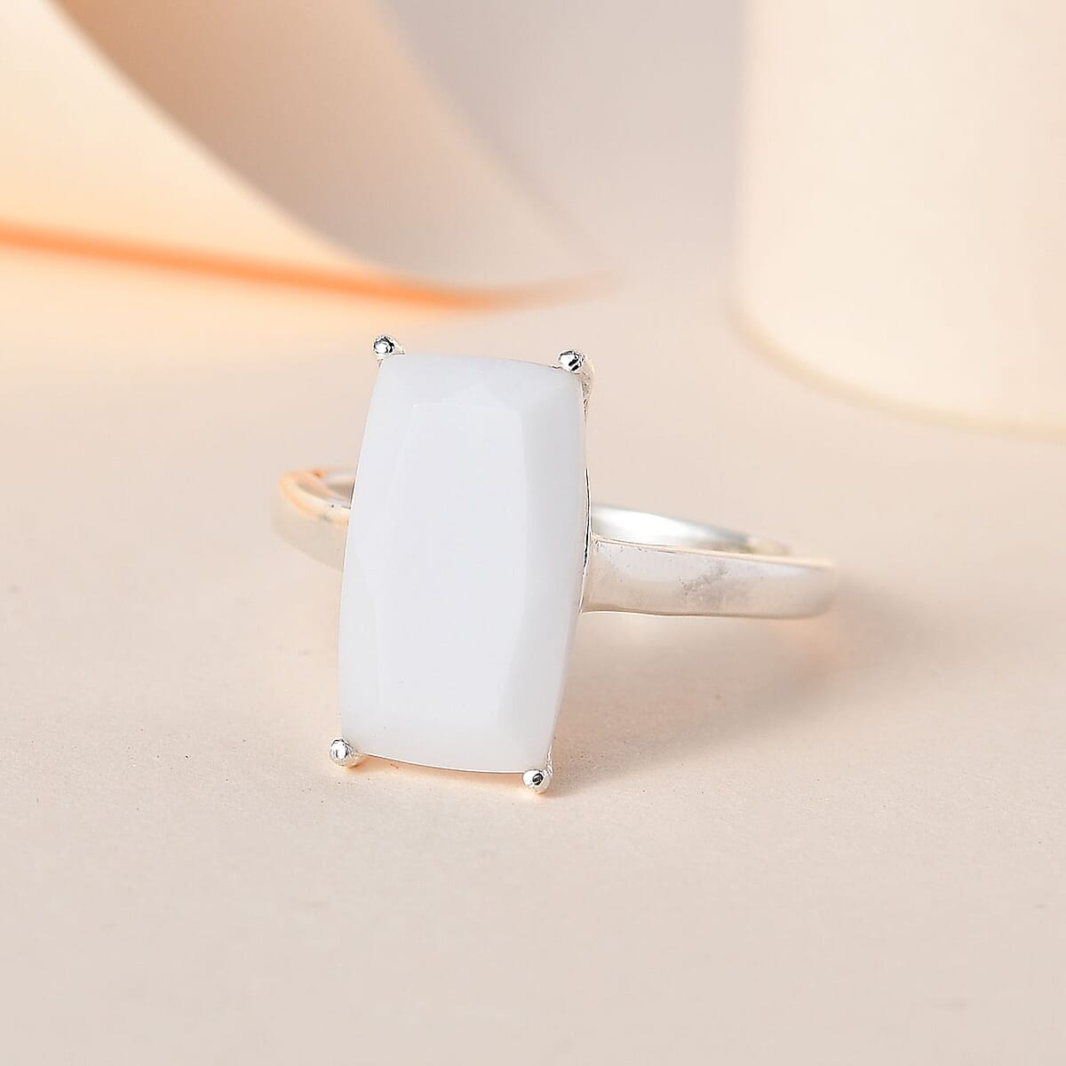 Luna Chalcedony Solitaire Ring in Sterling Silver (Size 10.0) 4.20 ctw image number 1