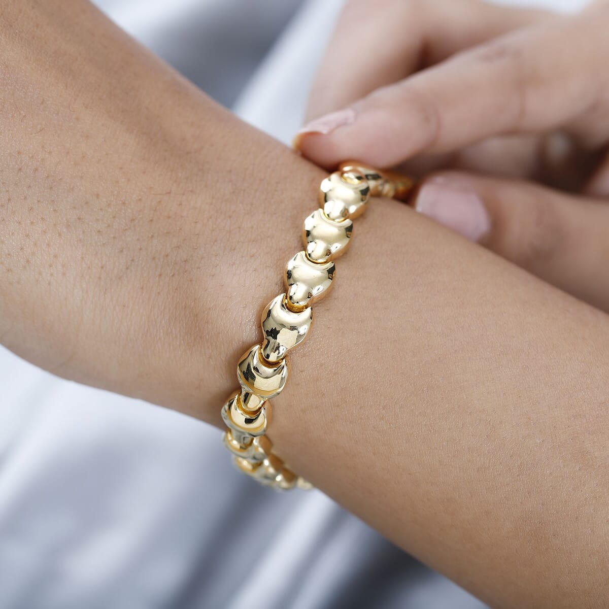Karis Link Bracelet in 18K YG Plated (8.00 In) image number 2
