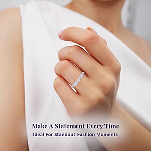 Luxoro 10K White Gold Luxuriant Lab Grown Diamond G-H SI Ring (Size 9.0) 1.00 ctw