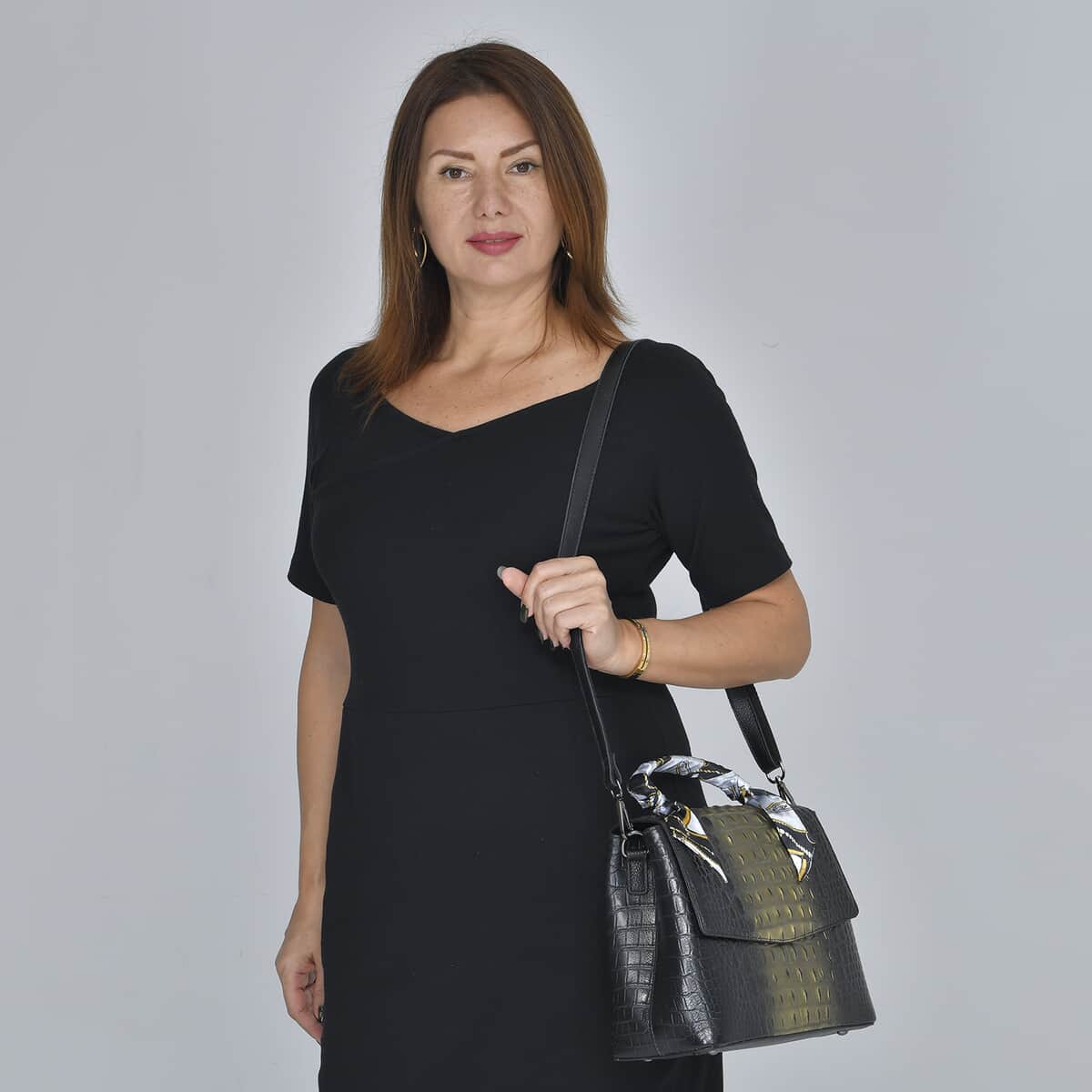 Black with Golden Crocodile Embossed Pattern Genuine Leather Tote Bag image number 1
