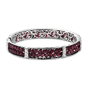 Karis Mozambique Garnet Bangle Bracelet in Platinum Bond (6.50 In) 28.00 ctw
