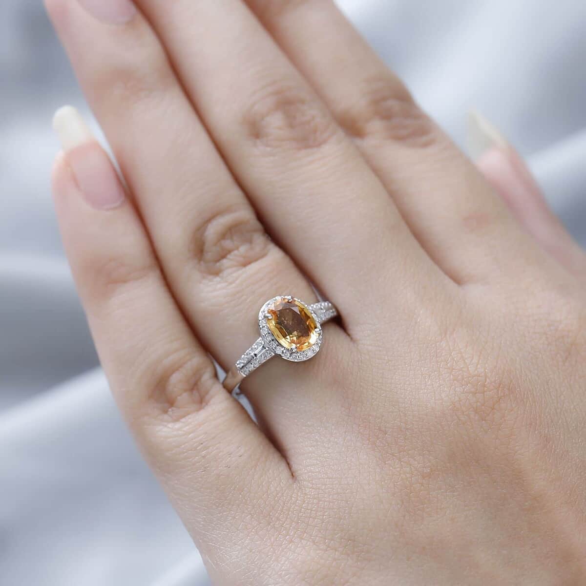 Luxoro 10K White Gold Premium Natural Ceylon Orange Sapphire and G-H I2 Diamond Halo Ring (Size 10.0) 1.65 ctw image number 2