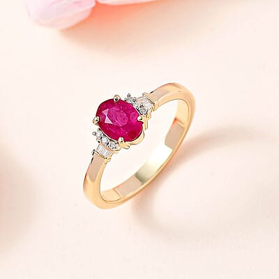 Luxoro 10K Yellow Gold Premium Mozambique Ruby and G-H I3 Diamond Ring (Size 10.0) 1.65 ctw